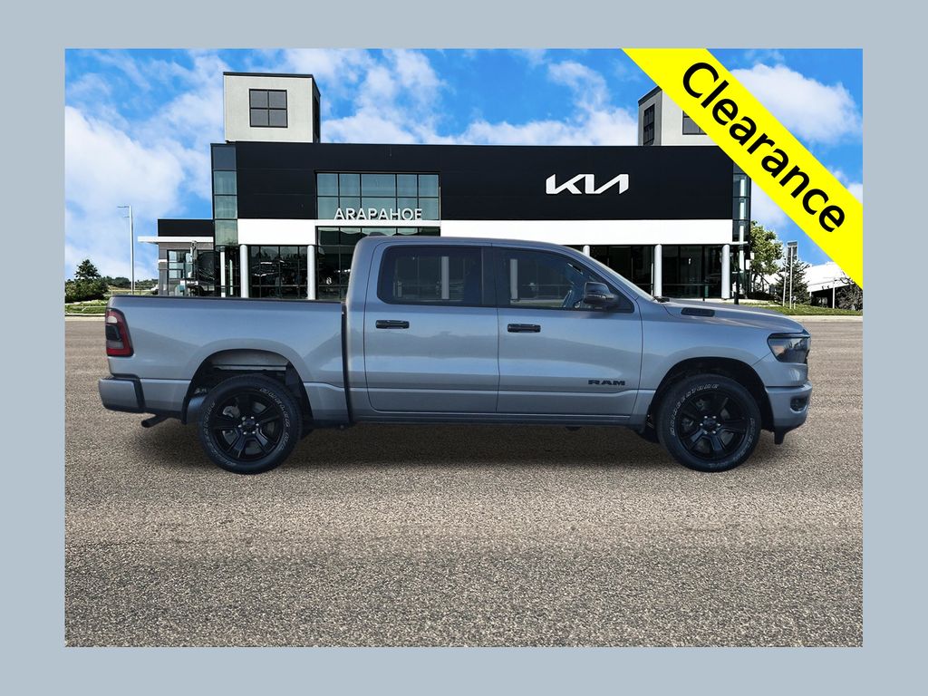 Billet Silver Metallic Clearcoat 2024 RAM 1500 Pickup Truck Four-Wheel Drive 8-Speed Automatic