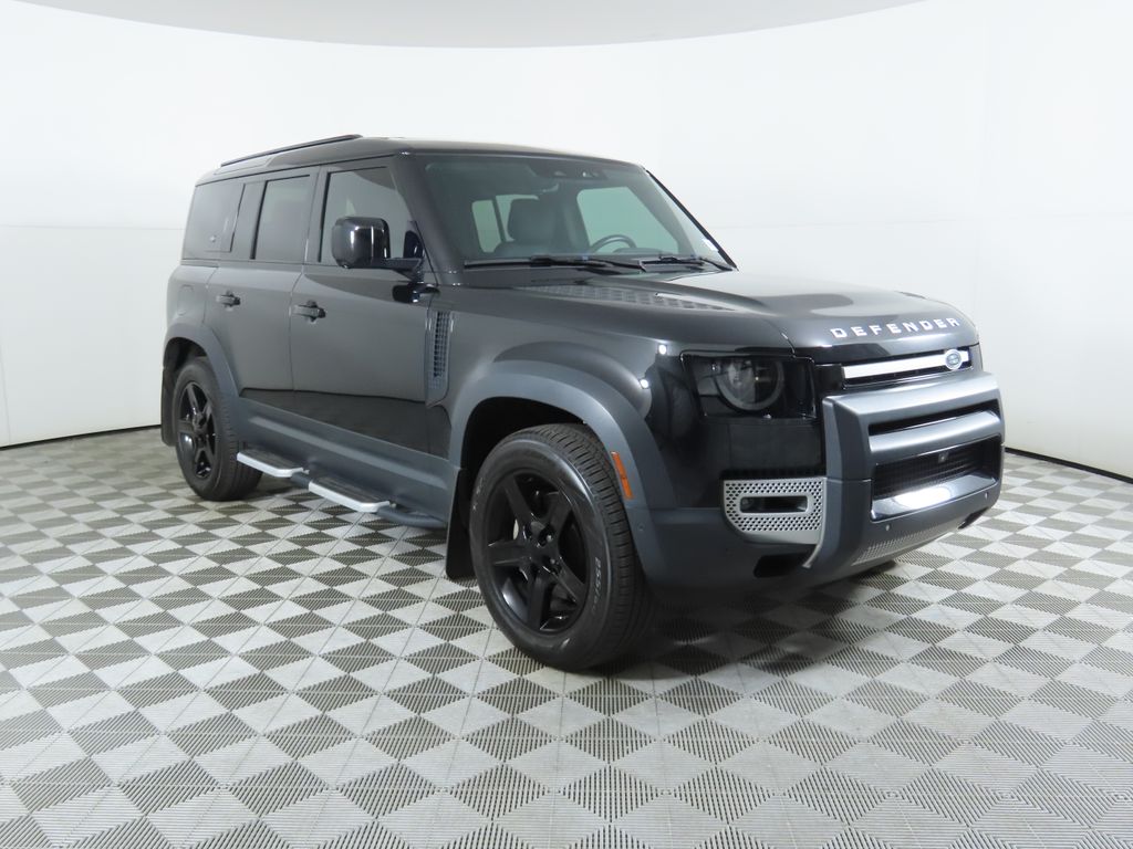 Thumbnail: 2023 Land Rover Defender - 3