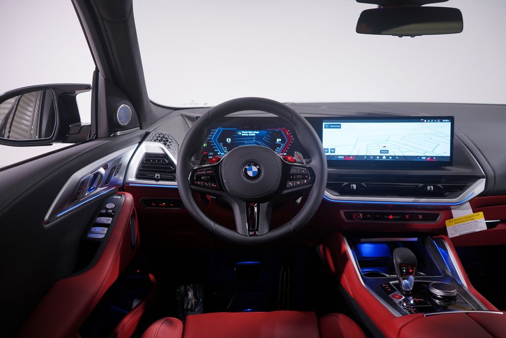 2025 BMW XM  12