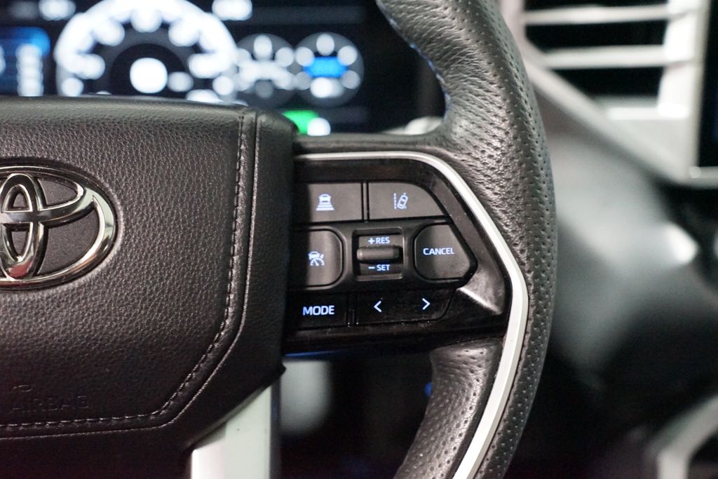 Thumbnail: 2023 Toyota Tundra - 14