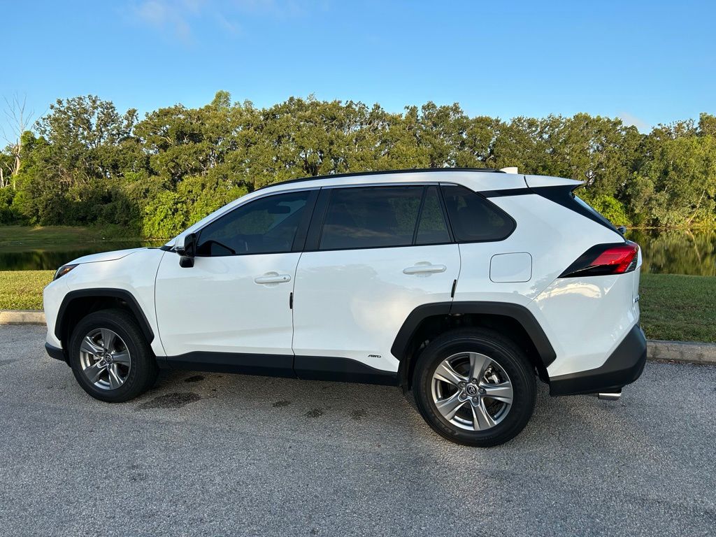 Thumbnail: 2024 Toyota RAV4 - 3