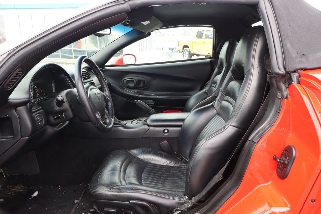 Thumbnail: 2001 Chevrolet Corvette - 13