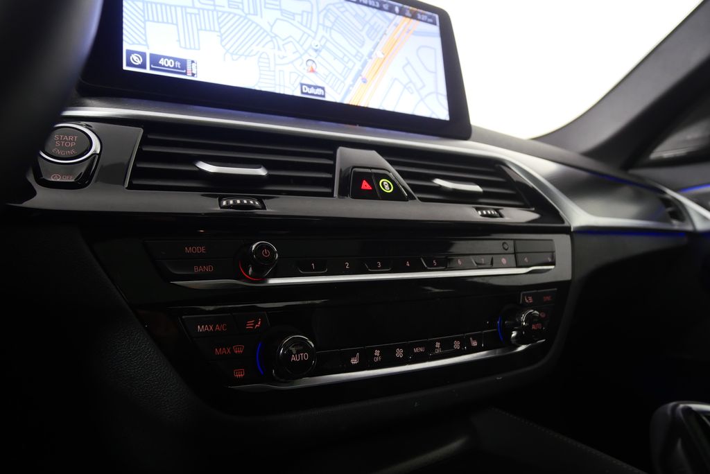 Thumbnail: 2023 BMW 5 Series - 19