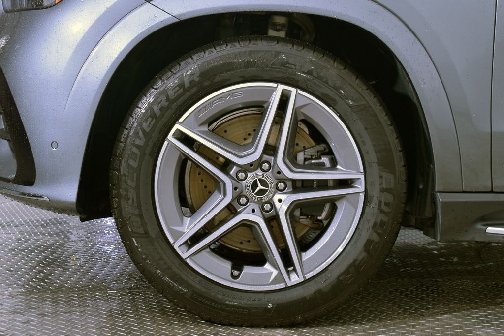 Thumbnail: 2026 Mercedes-Benz GLE - 28