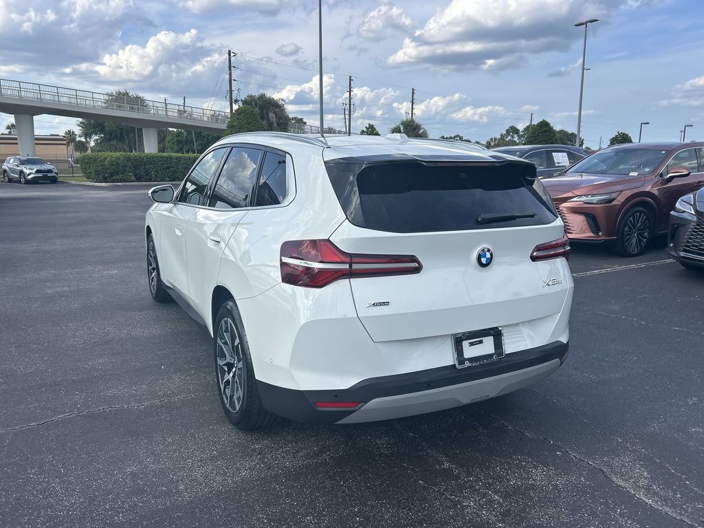 Thumbnail: 2025 BMW X3 - 10