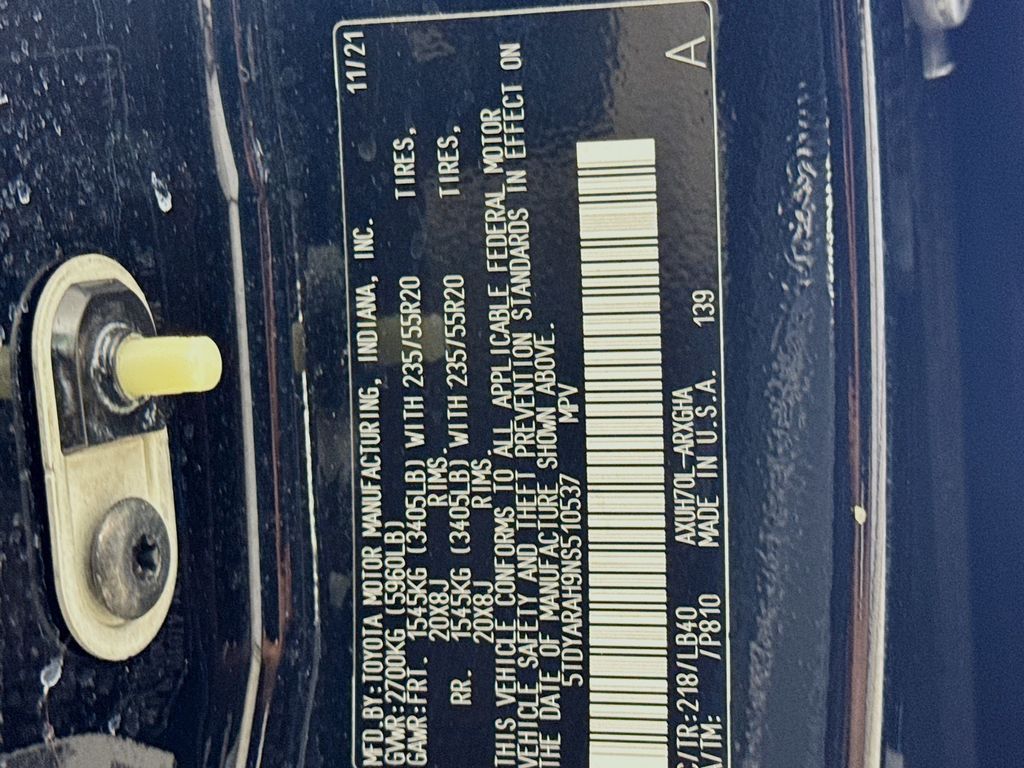 Used Car 2022 Toyota Highlander Hybrid  Limited For Sale Under $40,000 In Austin, Texas