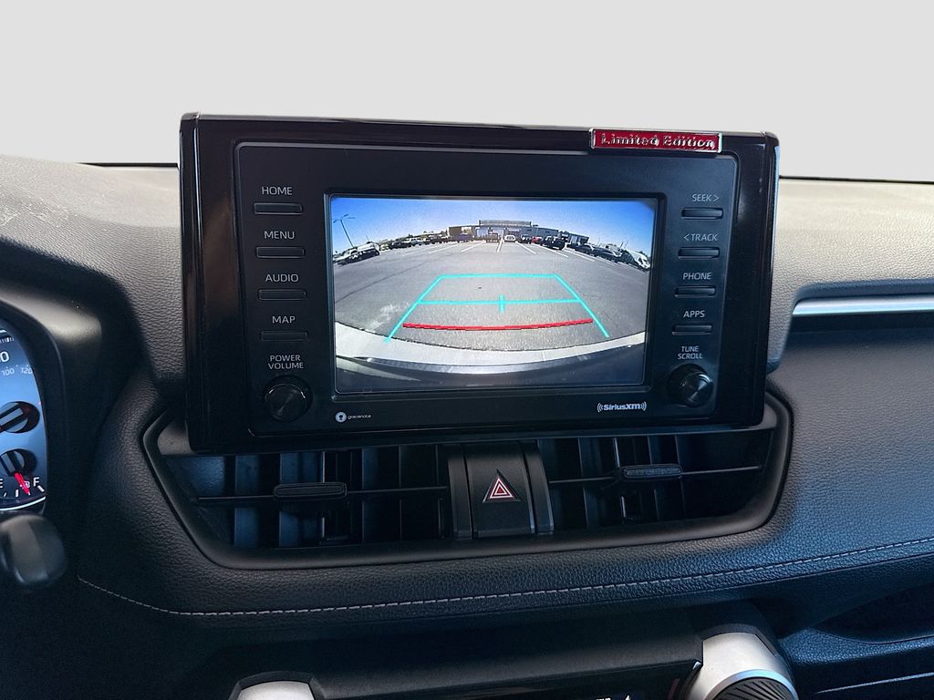 Thumbnail: 2021 Toyota RAV4 - 15