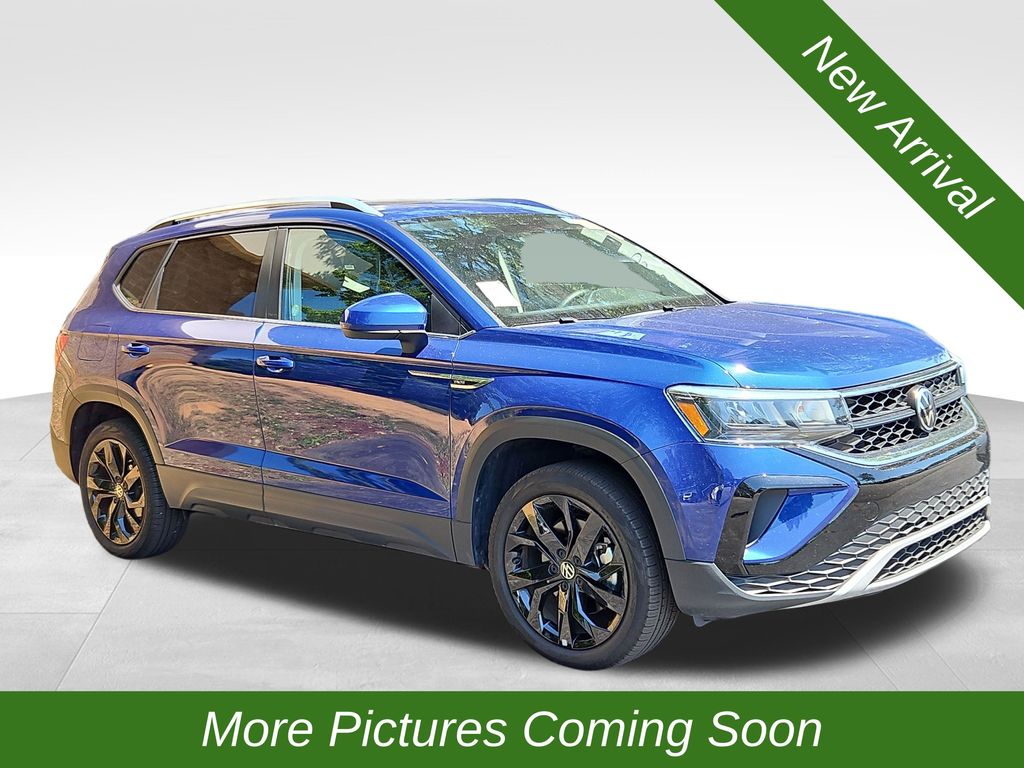 Cornflower Blue 2024 Volkswagen Taos SE FWD SUV / Crossover Front-Wheel Drive 8-Speed Automatic