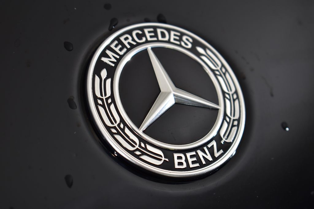 Thumbnail: 2021 Mercedes-Benz GLC - 10