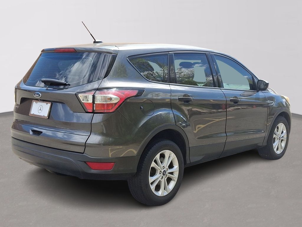 2017 Ford Escape S 4