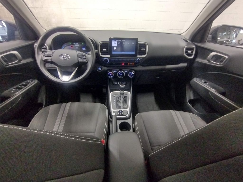 2024 Hyundai Venue SEL