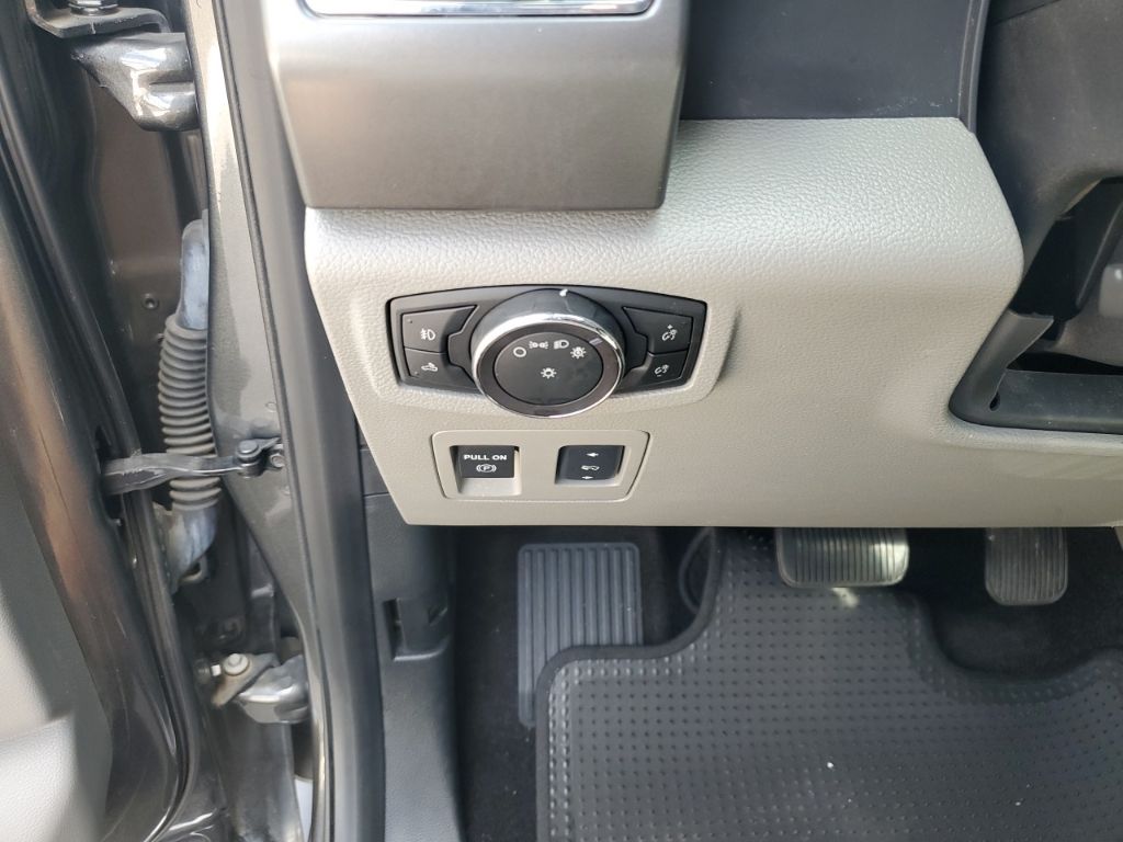 Used Car 2018 Ford F-150  Xlt For Sale Under $25,000 In Austin, Texas