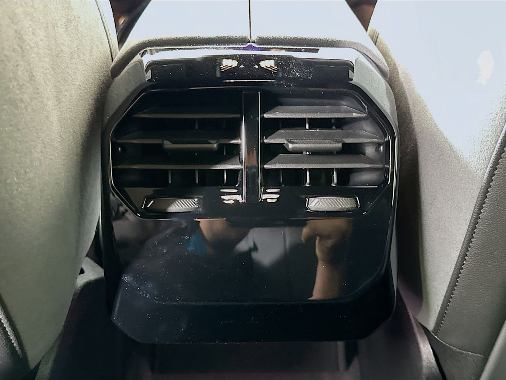 Thumbnail: 2026 BMW iX - 18