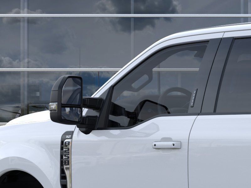 New 2026 Oxford White Ford F-250® XLT image 19
