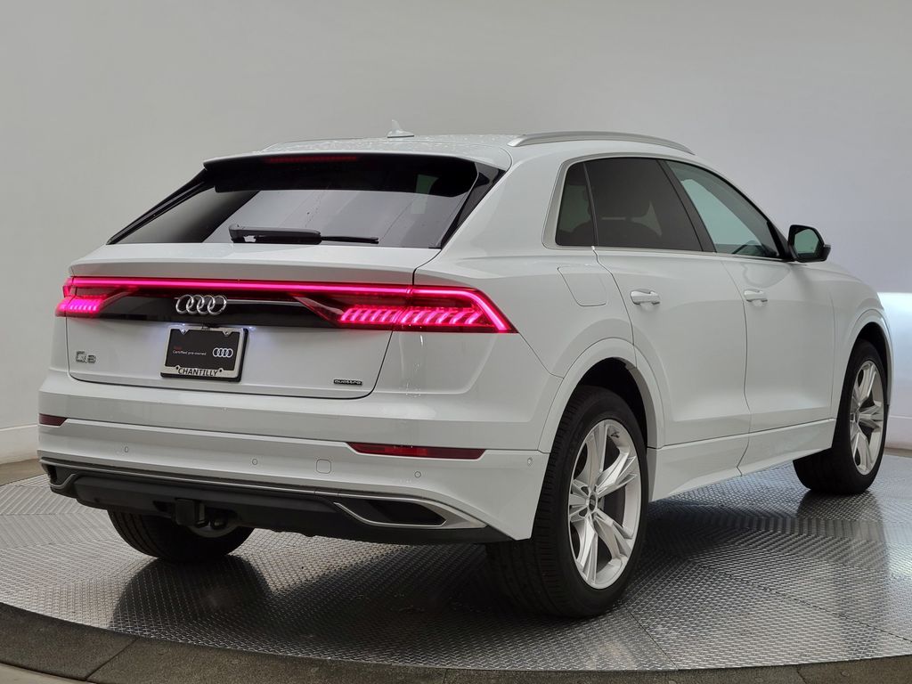 Thumbnail: 2023 Audi Q8 - 5