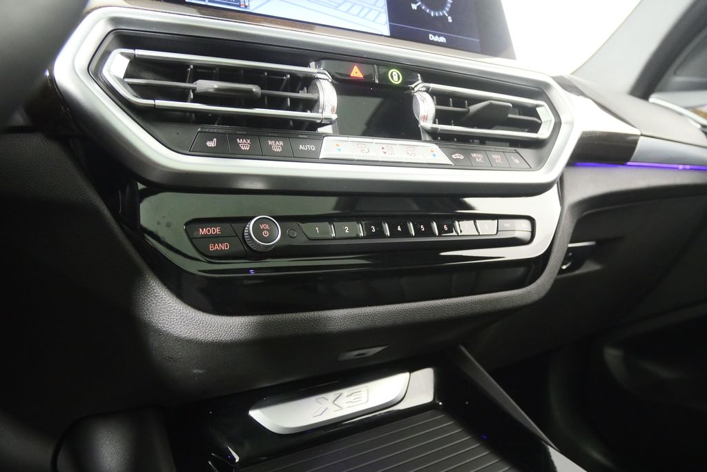 Thumbnail: 2024 BMW X3 - 21
