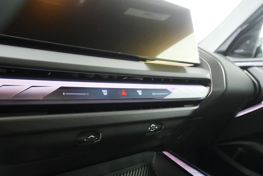 Thumbnail: 2026 BMW X3 - 21
