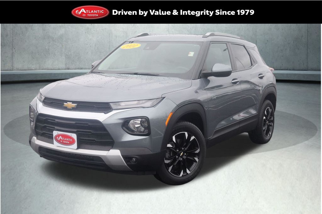 Gray (Satin Steel Metallic) 2022 Chevrolet Trailblazer SUV / Crossover Four-Wheel Drive 9-Speed Automatic