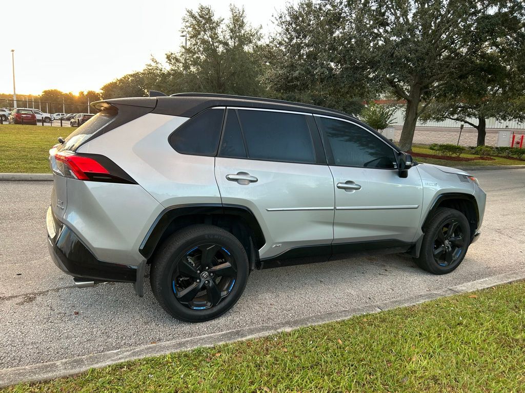 Thumbnail: 2021 Toyota RAV4 - 5