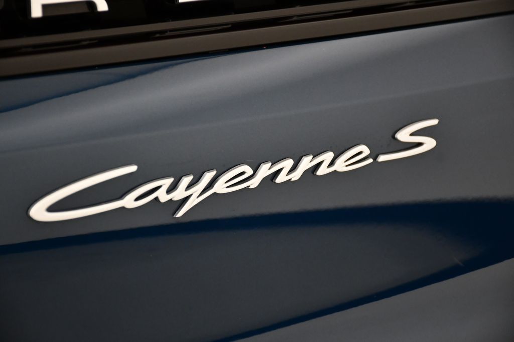 Thumbnail: 2024 Porsche Cayenne - 11