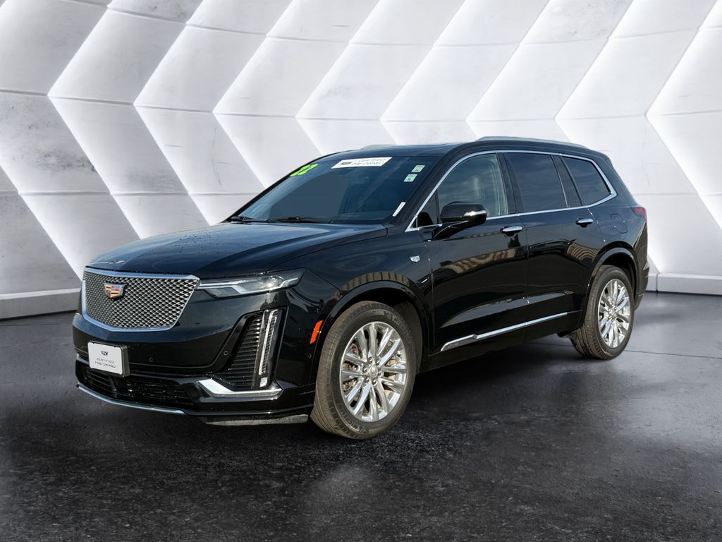 2022 Cadillac XT6 Premium Luxury FWD