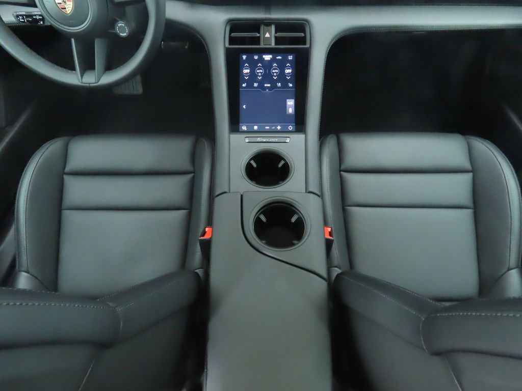 Thumbnail: 2025 Porsche Taycan - 18