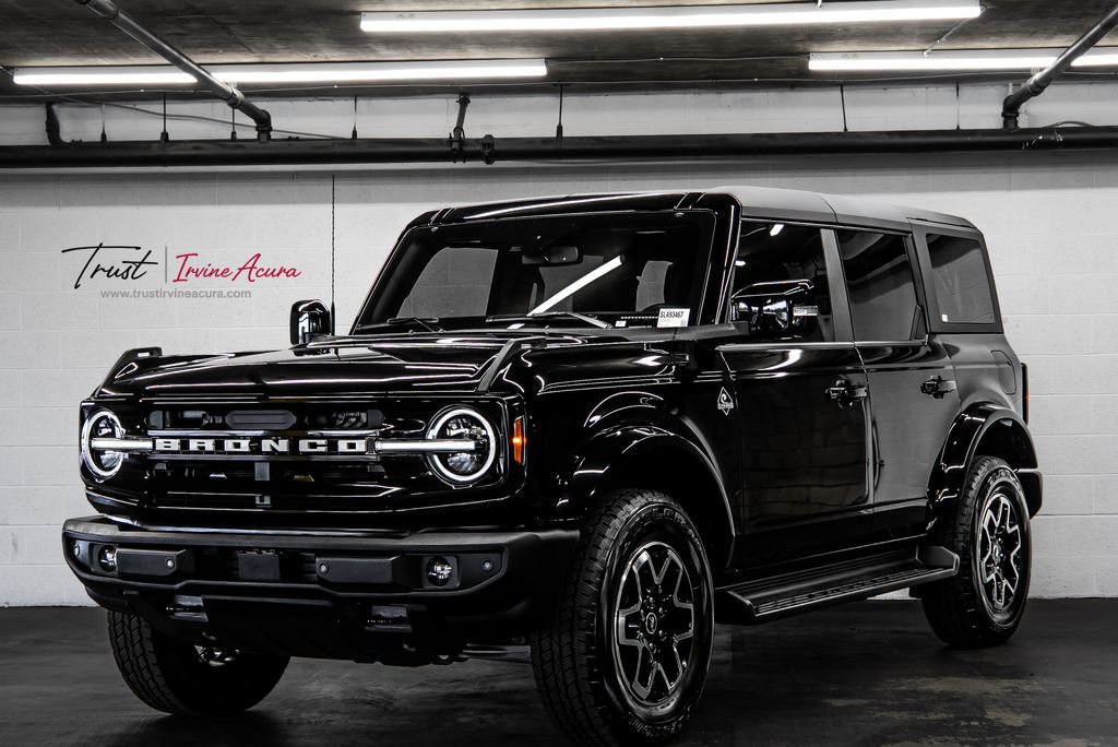 2025 Ford Bronco Outer Banks 4x4's photo