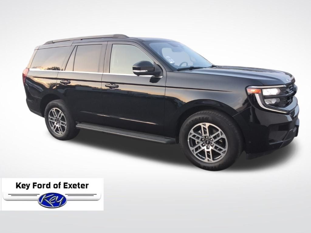 Black Metallic 2025 Ford Expedition SUV / Crossover 4X2 Automatic