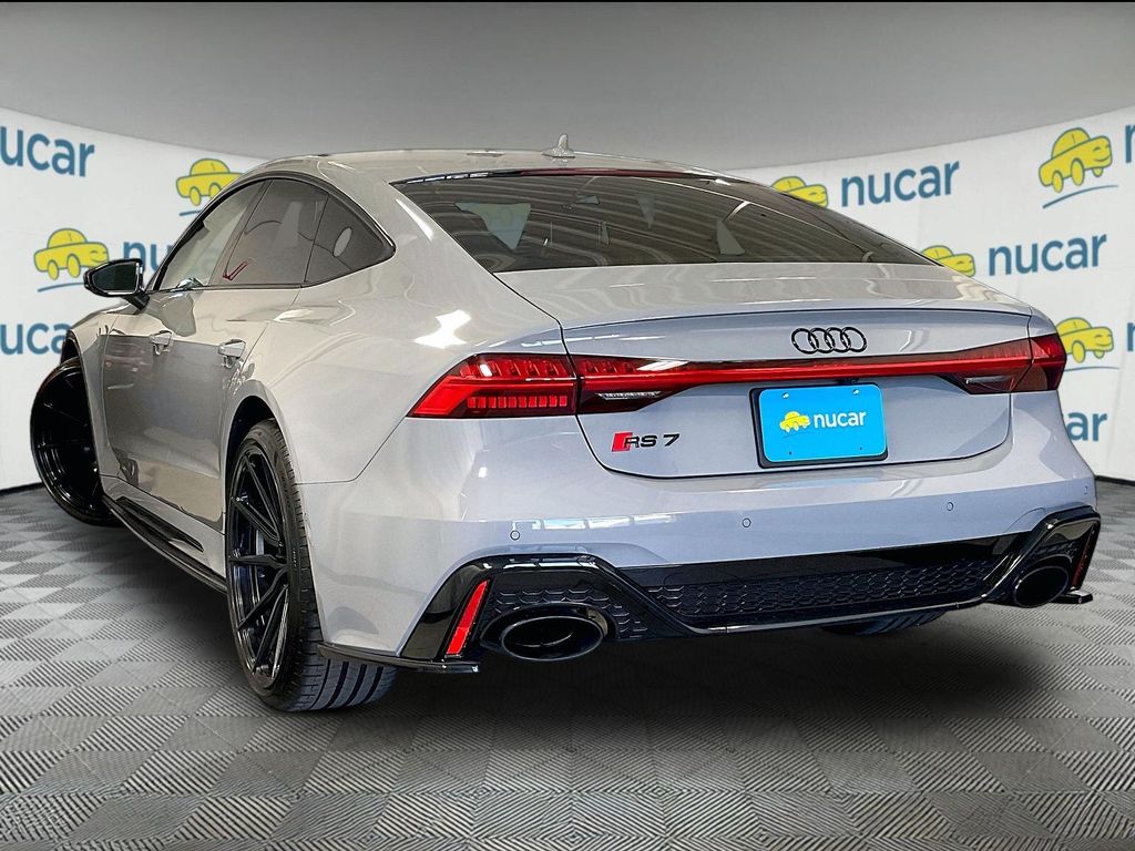2021 Audi RS 7 — photo 4