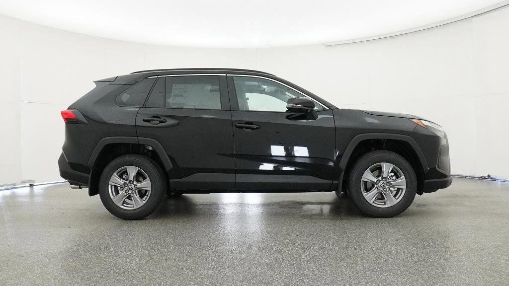 Thumbnail: 2025 Toyota RAV4 - 30