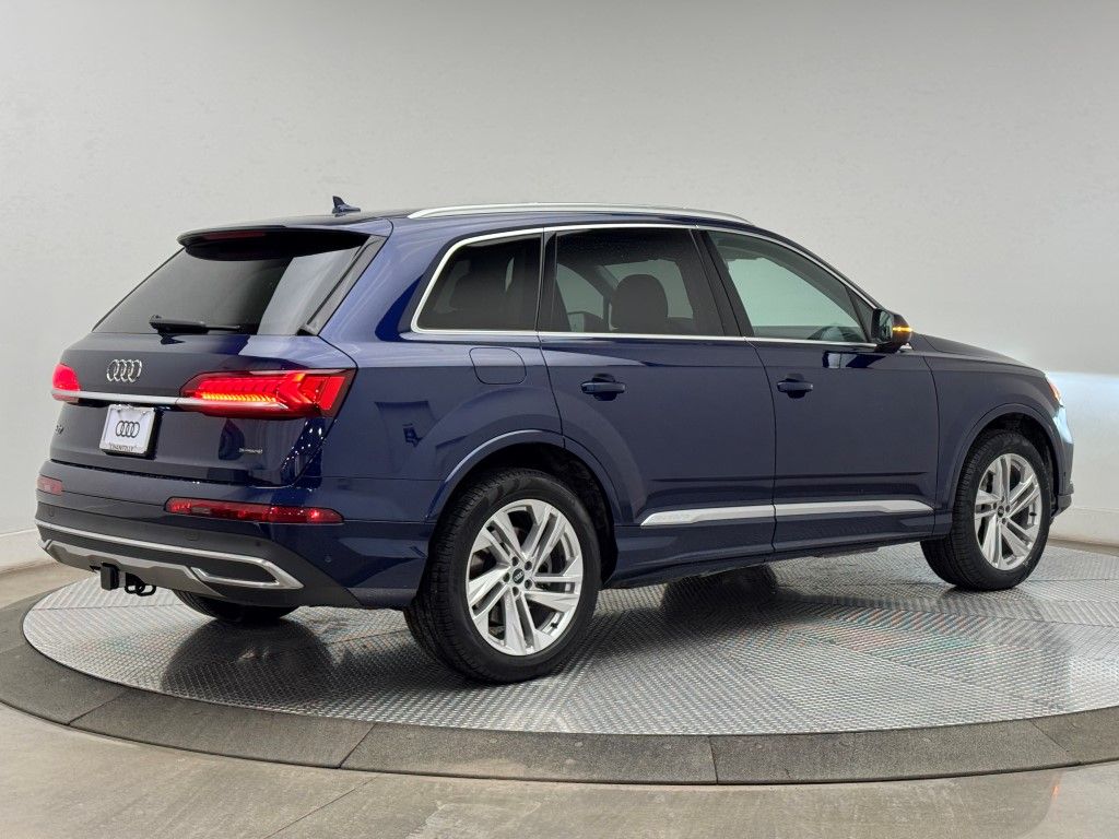 2021 Audi Q7 Premium Plus 12