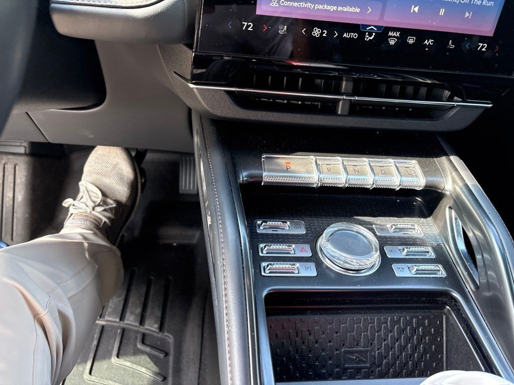 2024 Lincoln Nautilus Premiere Gray at Parkway Family Mazda