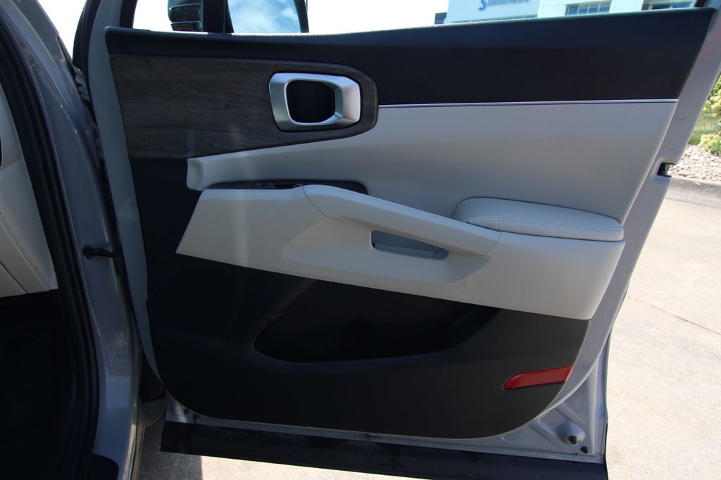 Used 2023 Kia Sorento SUV