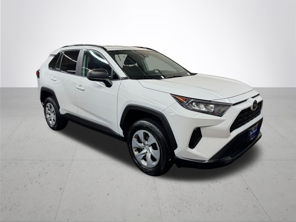 2020 Toyota RAV4 LE