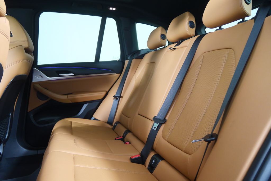 Thumbnail: 2023 BMW X3 - 6