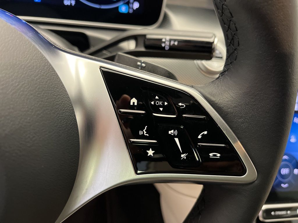 Thumbnail: 2025 Mercedes-Benz C-Class - 16