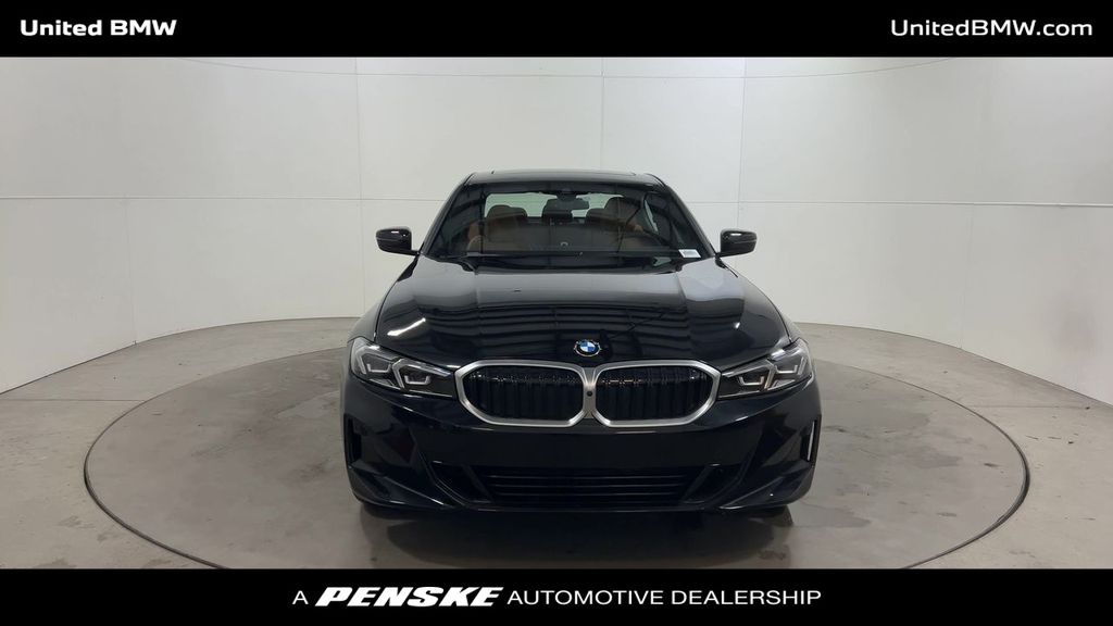 2025 BMW 3 Series 330i xDrive 3