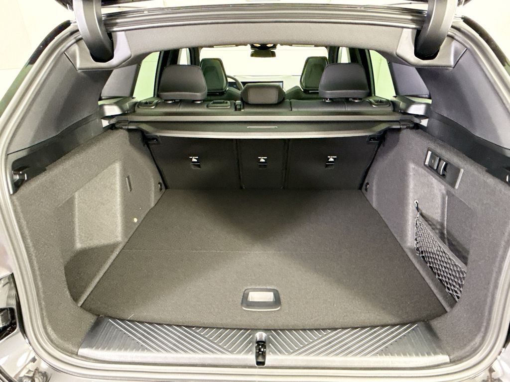 Thumbnail: 2026 BMW X3 - 27