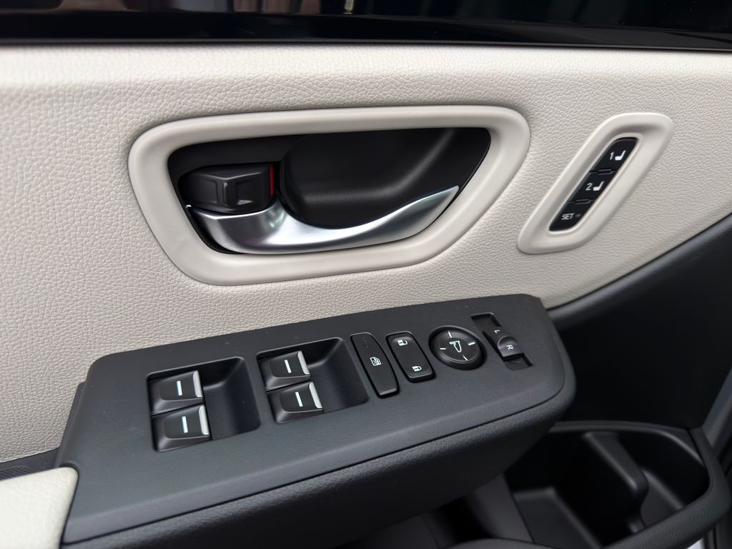 Thumbnail: 2026 Honda Pilot - 27