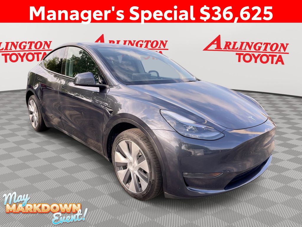 2024 Tesla Model Y Long Range Dual Motor All-Wheel Drive's photo