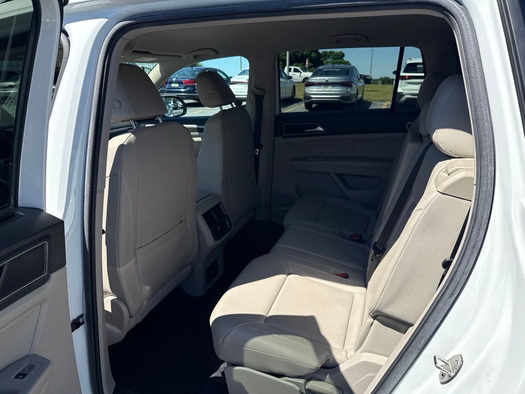 2019 Volkswagen Atlas 3.6L V6 SE White at Carlisle Cadillac Buick GMC