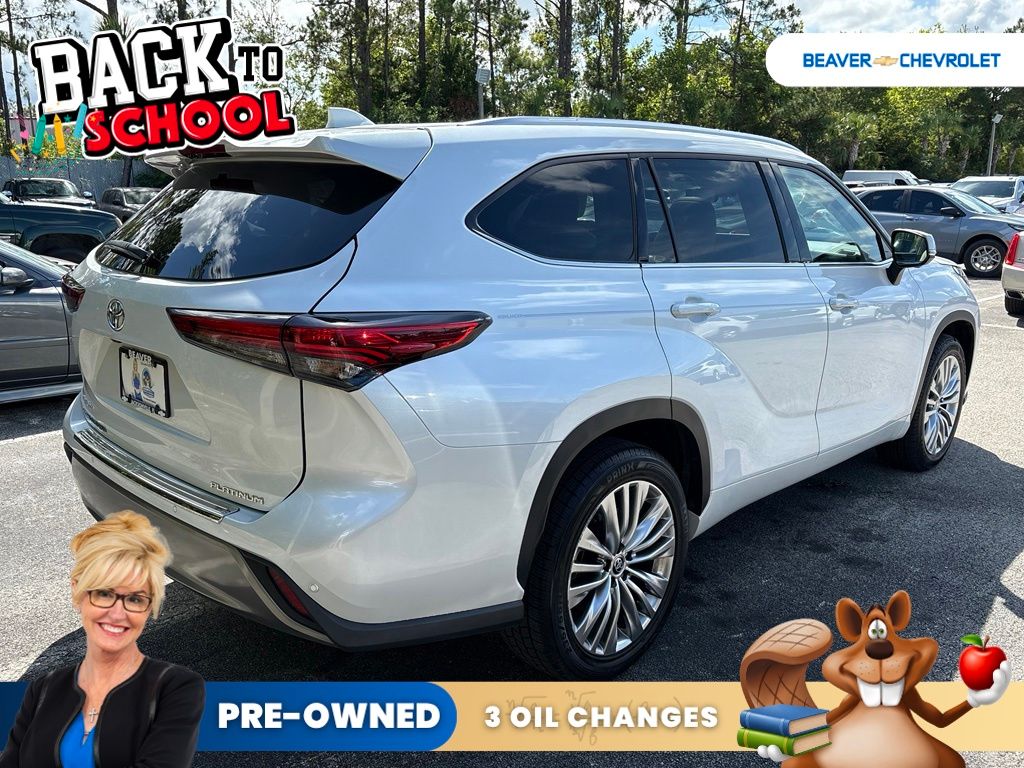 Used 2023 Toyota Highlander SUV
