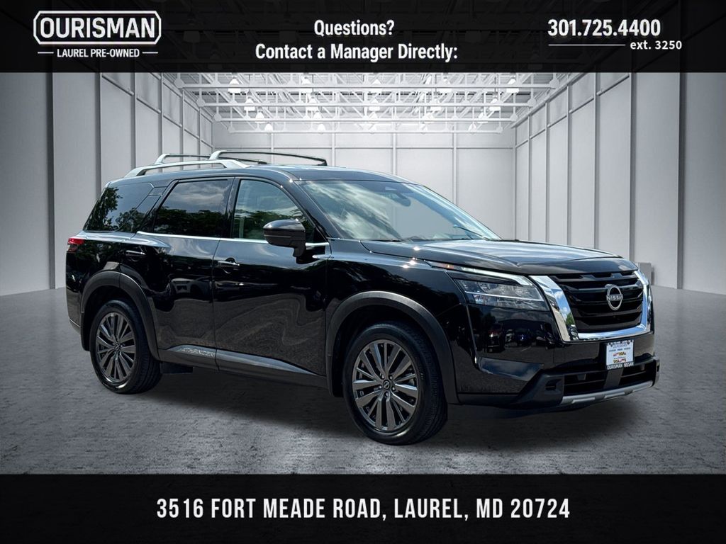  2024 Nissan Pathfinder SL 4WD   