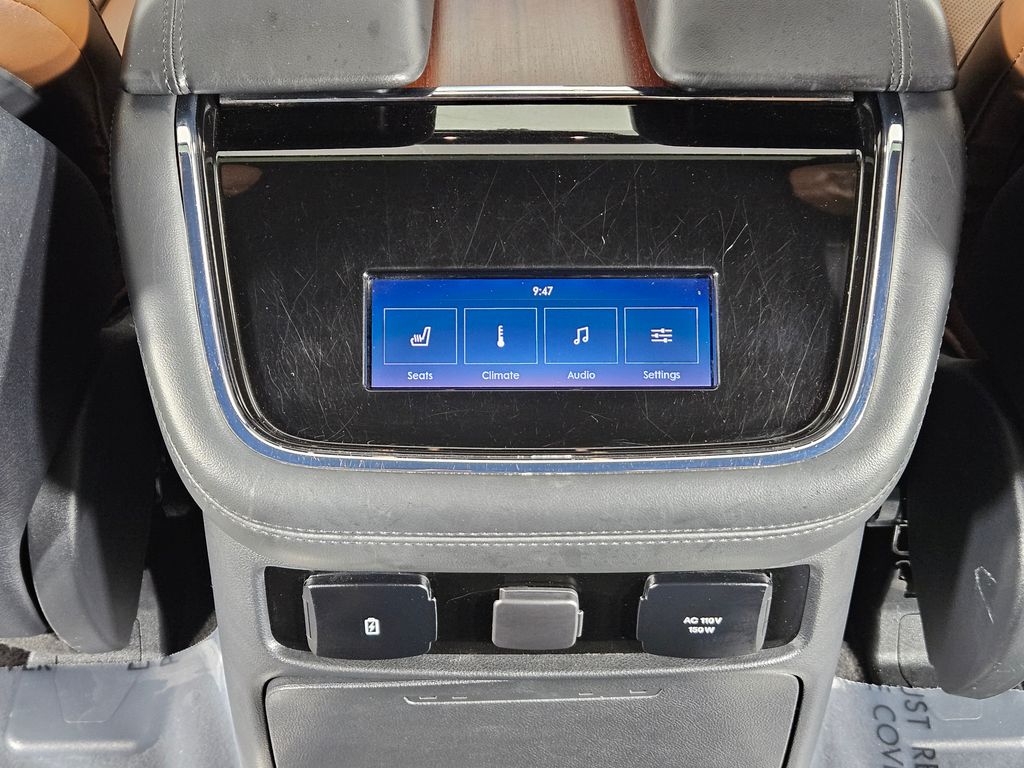 Thumbnail: 2022 Lincoln Navigator - 24