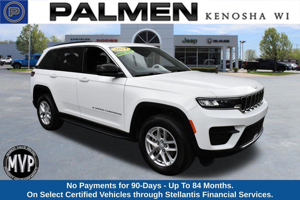 Bright White Clearcoat 2024 Jeep Grand Cherokee SUV / Crossover Four-Wheel Drive 8-Speed Automatic