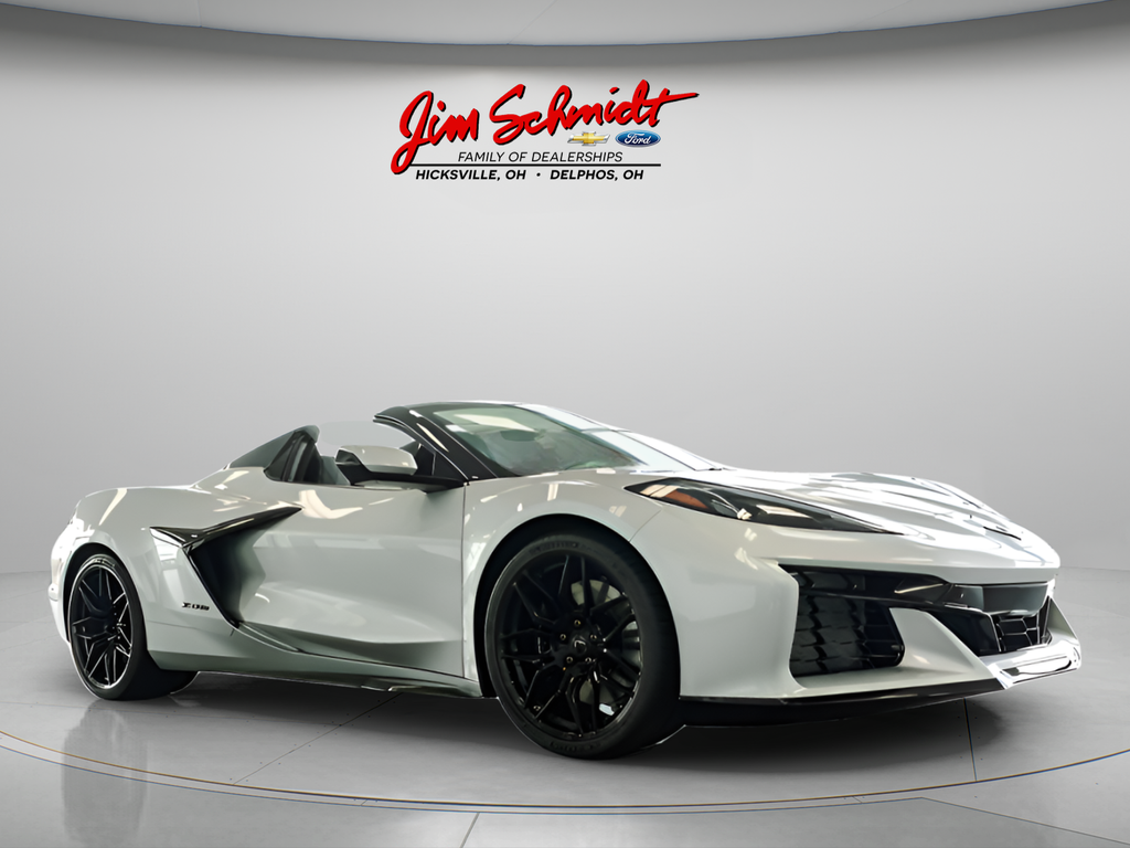 Blade Silver Metallic 2026 Chevrolet Corvette Convertible Rear-Wheel Drive 8-Speed Dual Clutch
