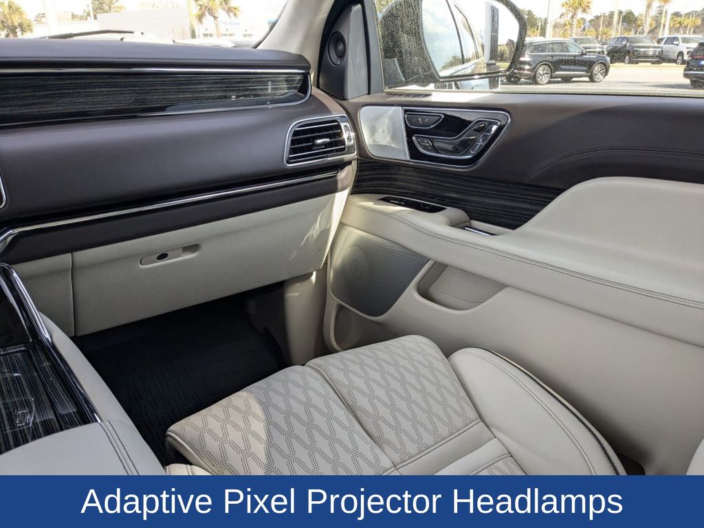 2024 Lincoln Navigator L Black Label
