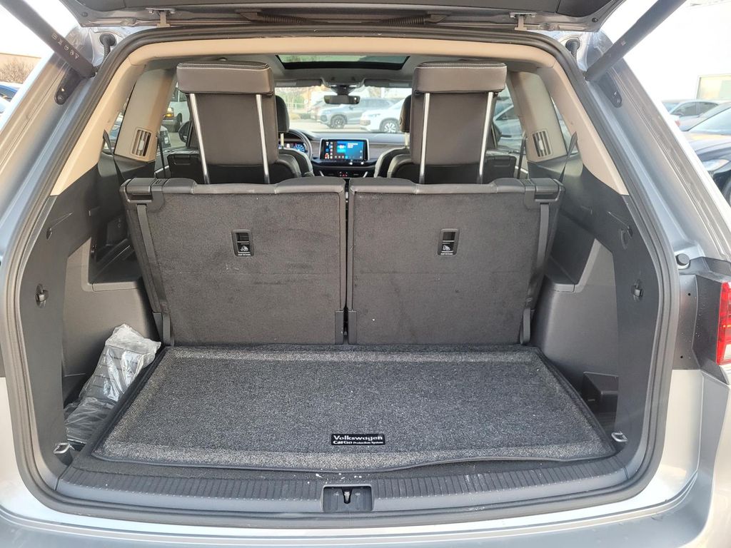 used 2025 Volkswagen Atlas car, priced at $39,980