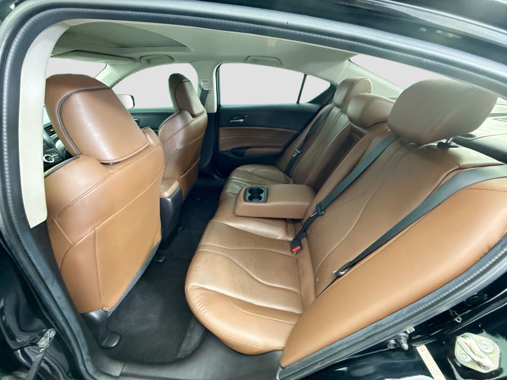 Thumbnail: 2020 Acura ILX - 19