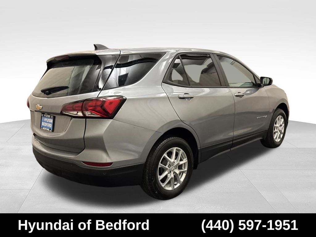 2023 Chevrolet Equinox LS - Image 5